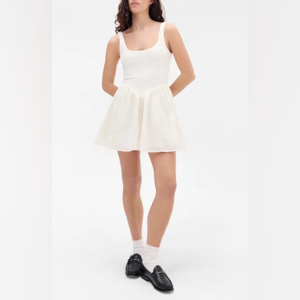 &MERCI bubble hem mini dress sleeveless White Womens SIZE SMALL bachelorette NEW